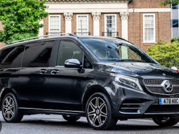 8 Seater Taxi